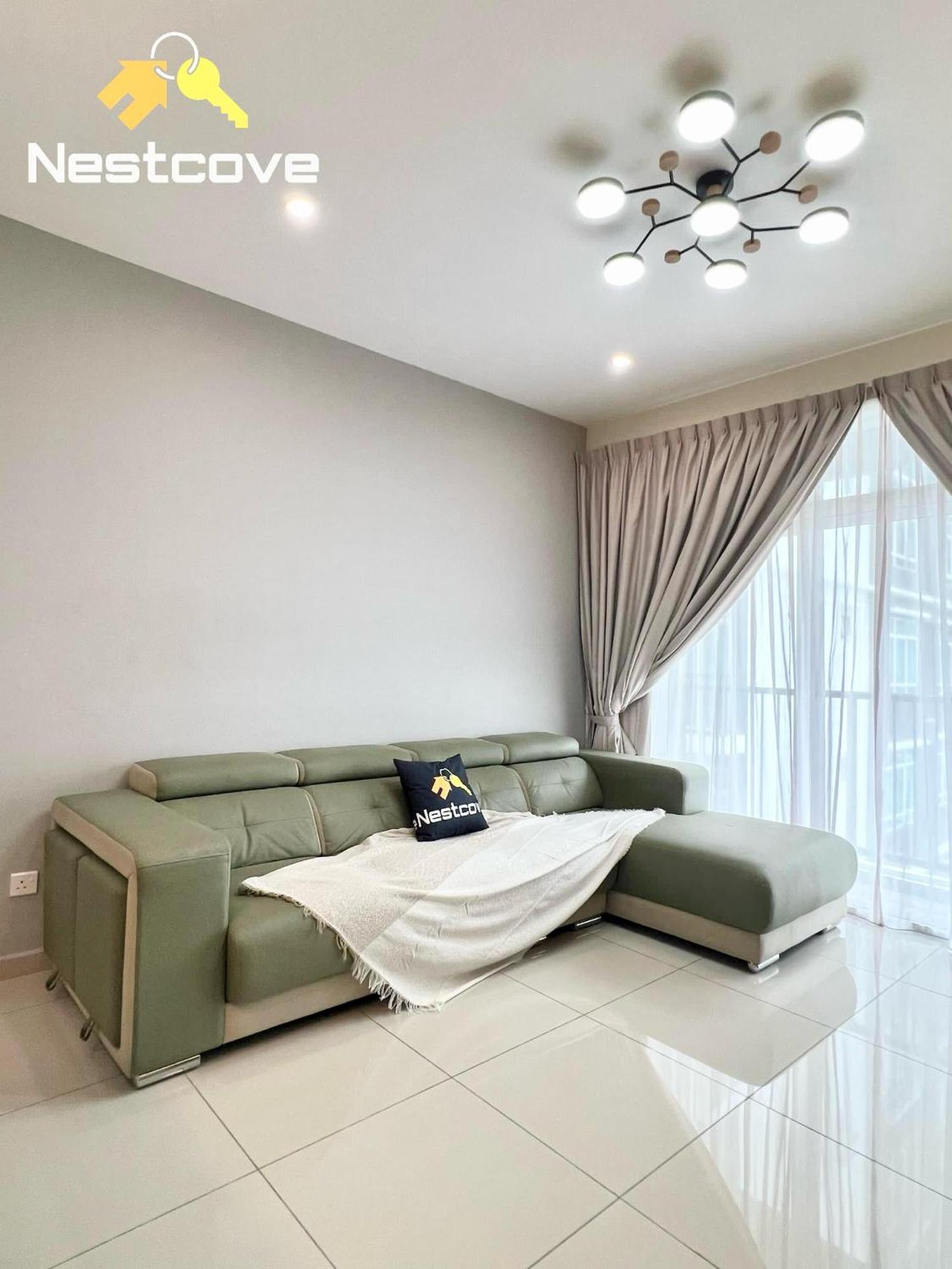 Novo 8 Residences & Aqua Pool By Nestcove