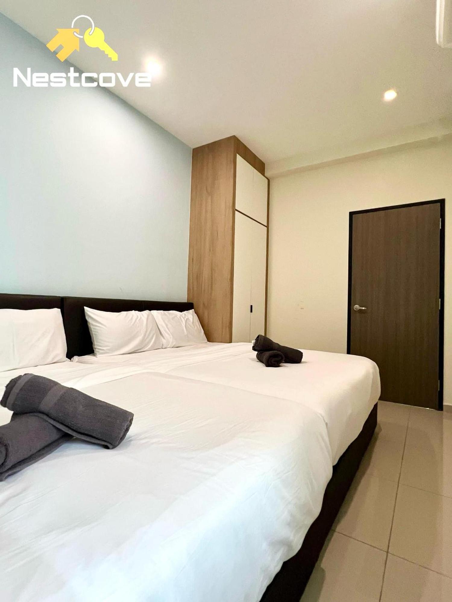 Novo 8 Residences & Aqua Pool By Nestcove